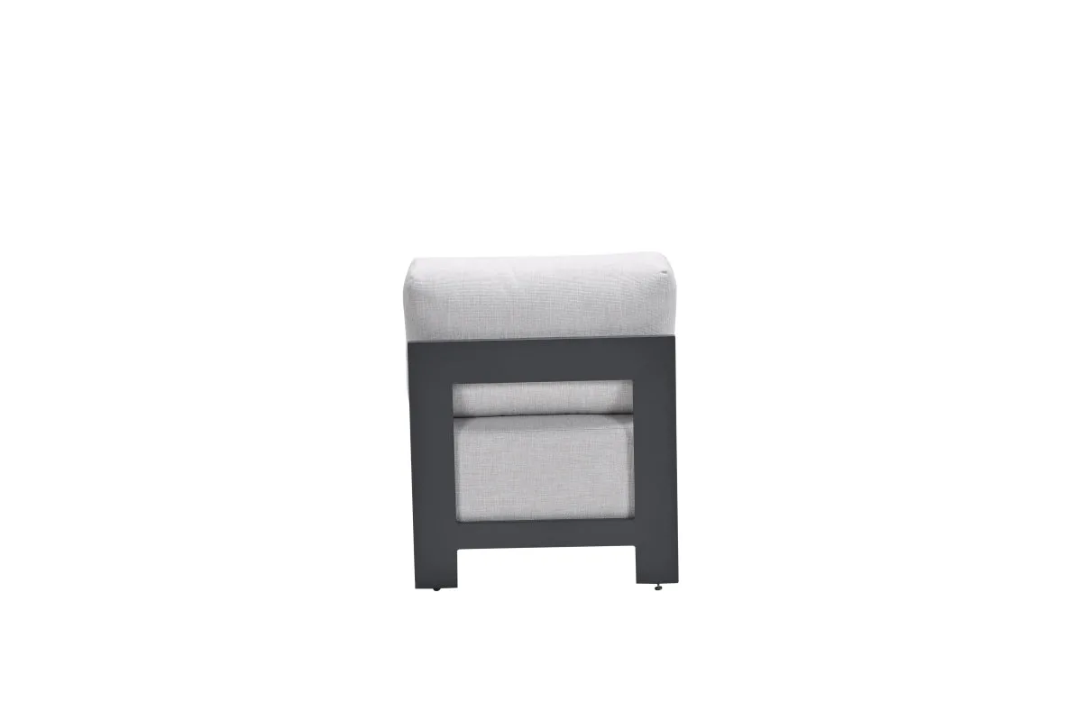 Levanto midden element - carbon black - valley sand