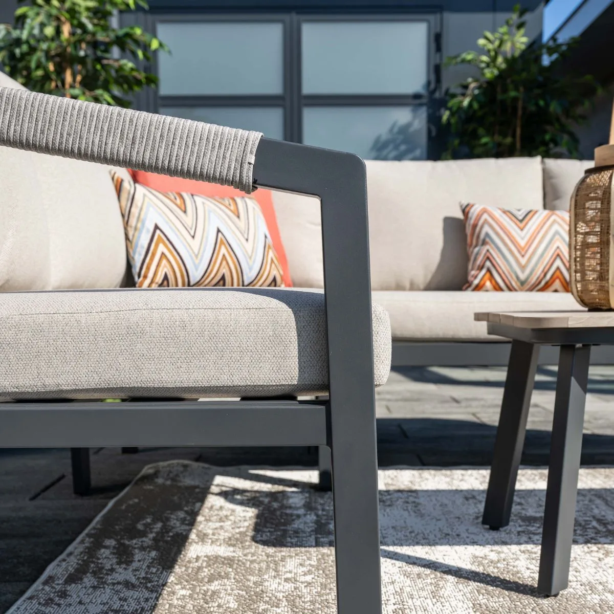 Garden Impressions Terni salon d'angle aluminium - carbon black - desert sand