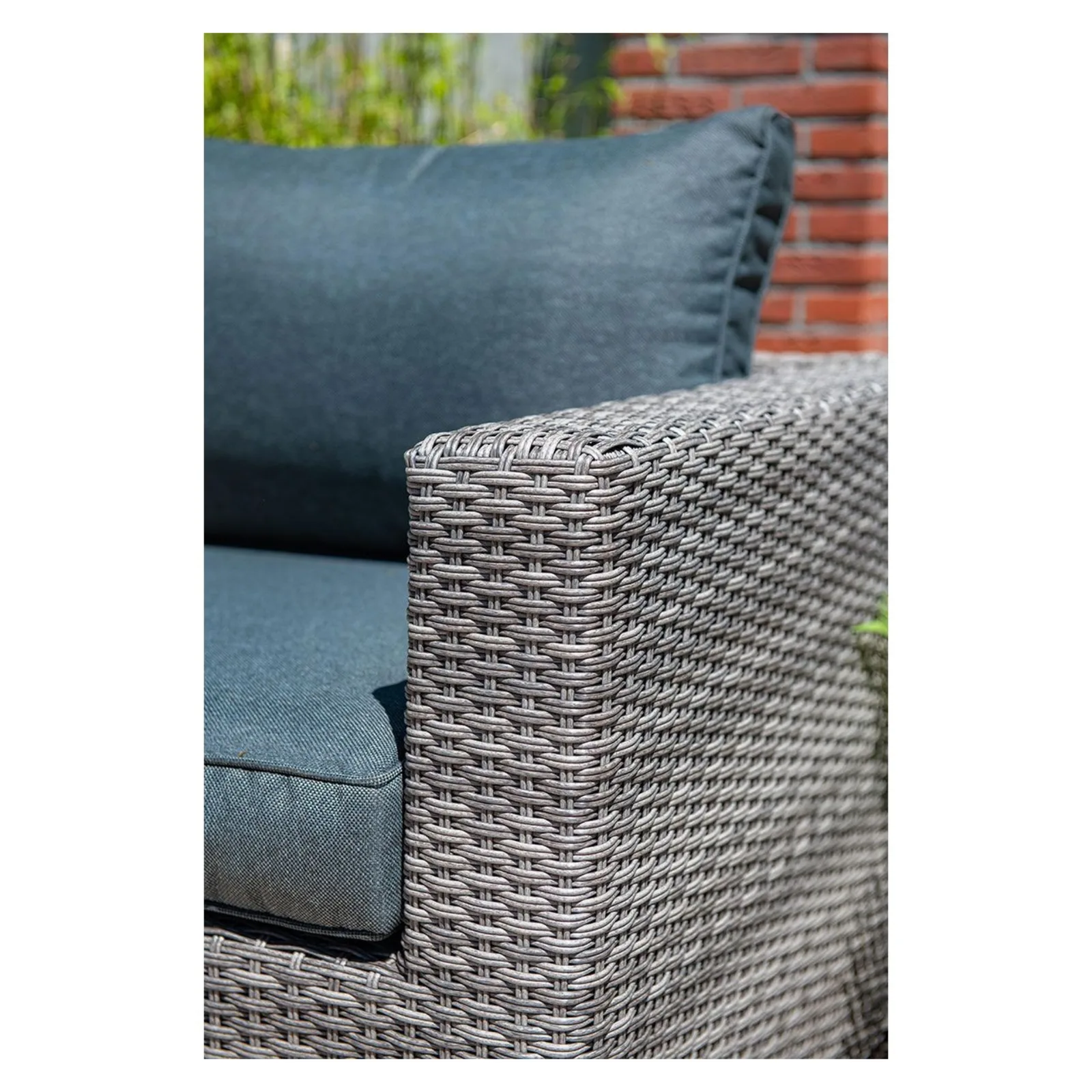 Orangebird lounge tuinstoel wicker- organic grey - reflex black 4