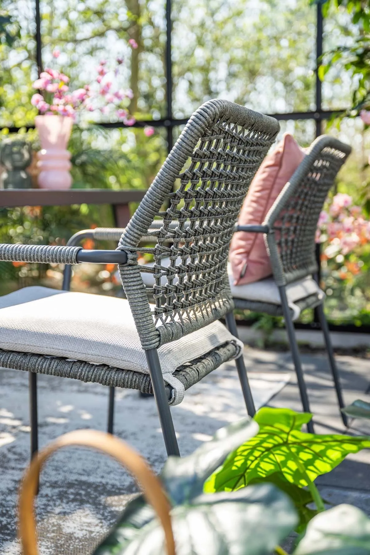 Garden Impressions Swifty chaises de jardin 4 pièces + table Felini 160 cm