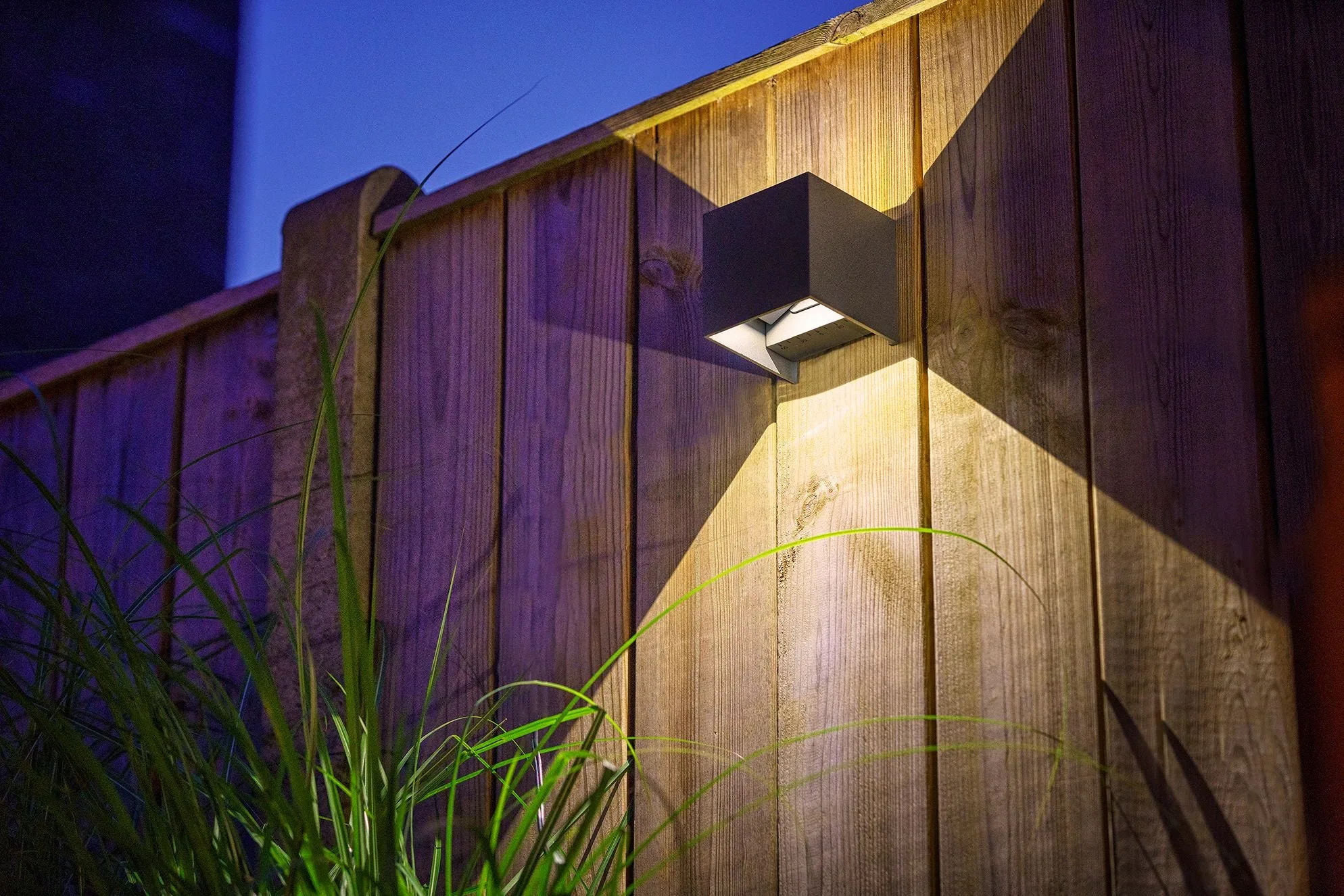 Garden Lights Mauri Black