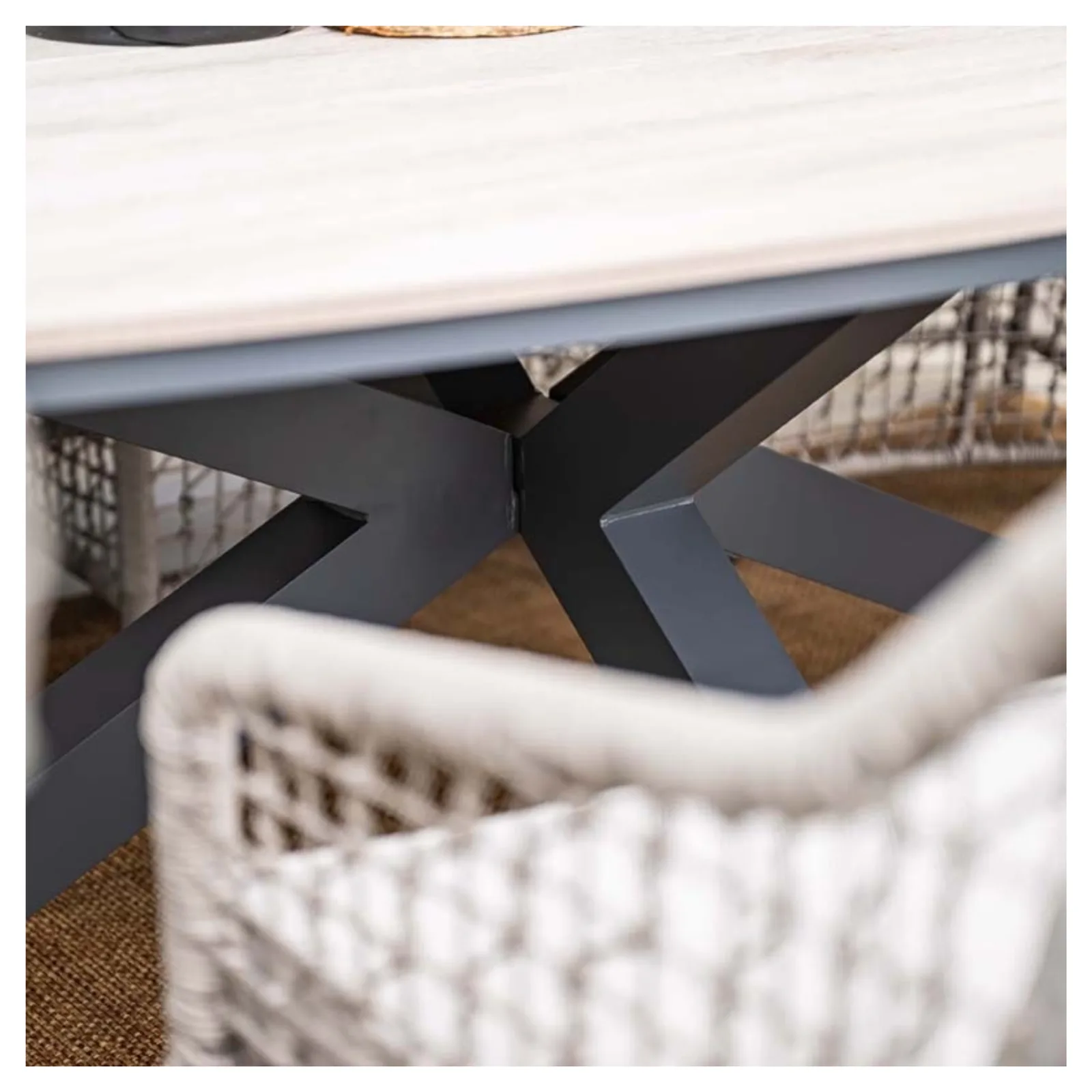 Edison tuintafel - ovaal - 280x140 cm - carbon black - light teak Vironwood 6
